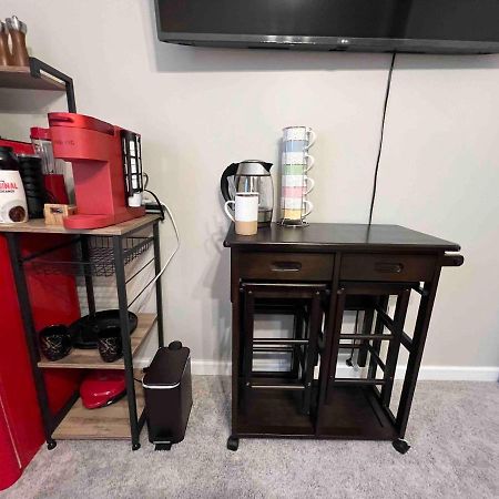 Hometel Premium Guest Suite W/ Private Entrance Ypsilanti Exterior foto